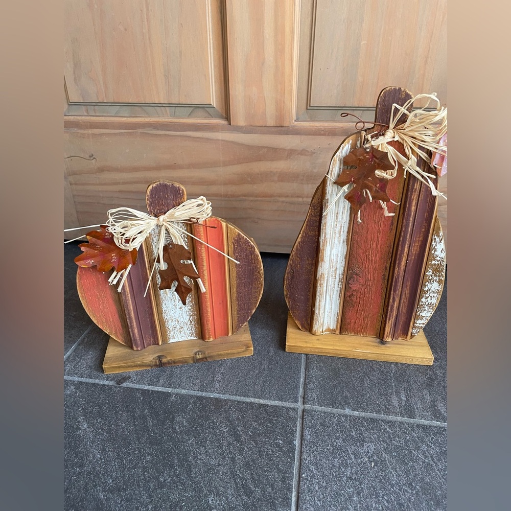 Rustic Wooden Pumpkin Decor Set